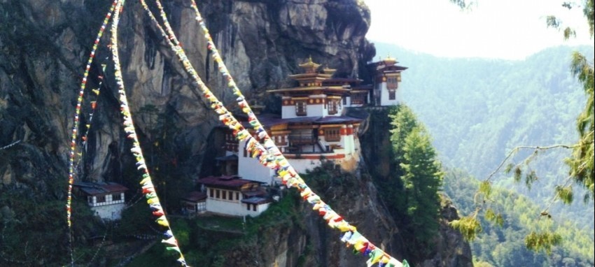 Bhutan Luxury Tour - Bhutan Luxary Tour